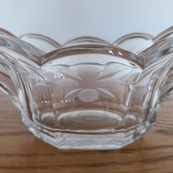 Vintage Art Deco Pressed Glass Sugar Bowl Circa 1920 With Etched Floral Details - Picture 3 of 15